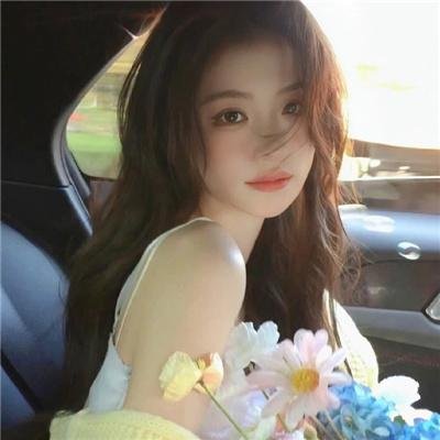 我的同桌是校花